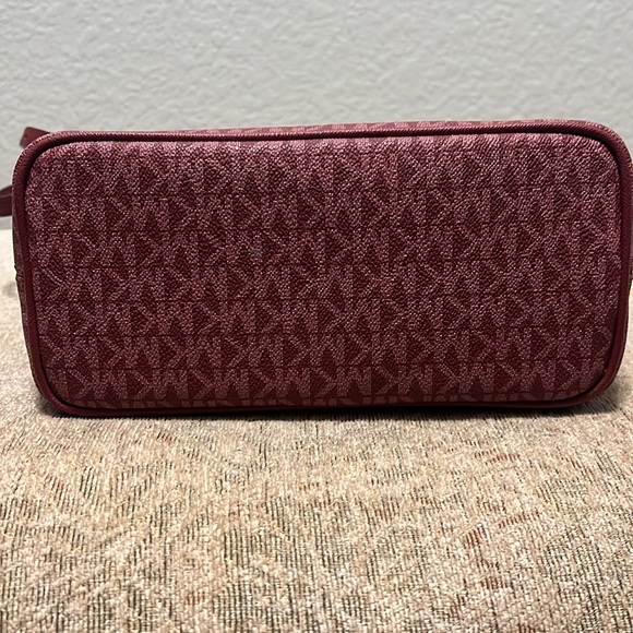 Michael Kors small logo tote - Picture 3 of 3